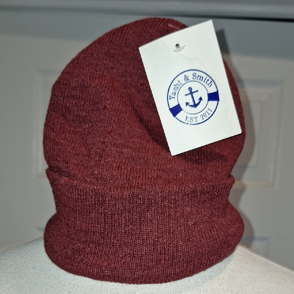 Yacht & Smith Red Knit Beanie